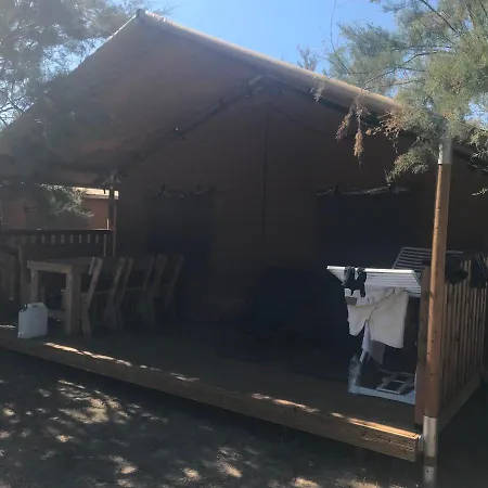 Oh! Campings - Le Clos Du Rhone Saintes-Maries-de-la-Mer Exterior photo