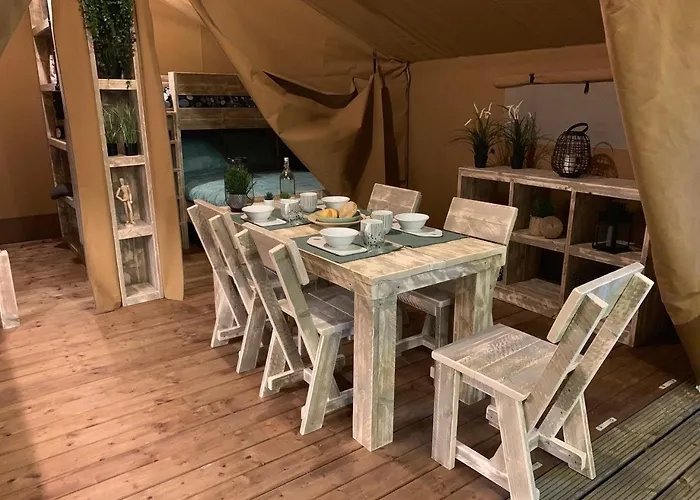 Oh! Campings - Le Clos Du Rhone