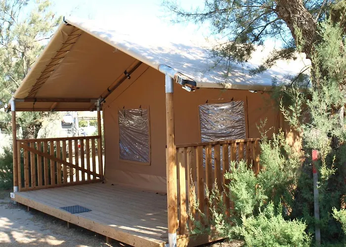 Oh! Campings - Le Clos Du Rhone