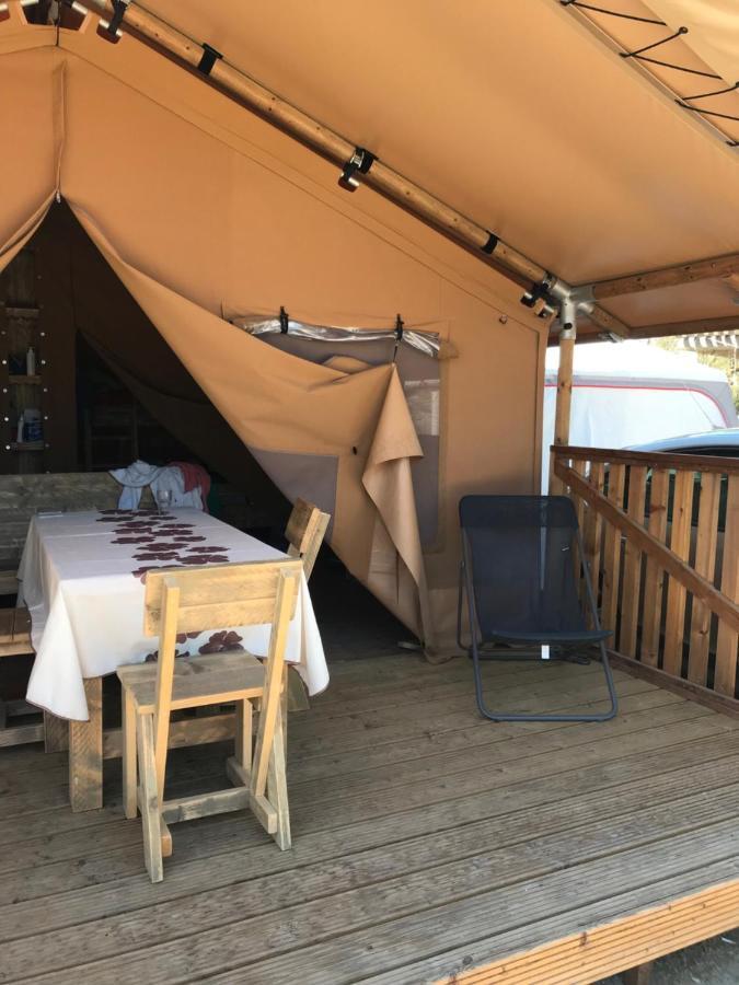 Campsite Oh! - Le Clos Du Rhone 4*