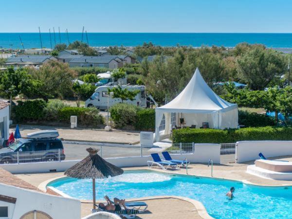 Oh! - Le Clos Du Rhone Saintes-Maries-de-la-Mer